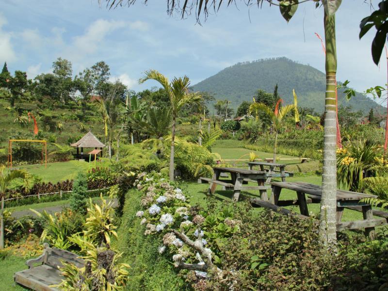 Warung Rekreasi Bedugul Hotel Екстериор снимка