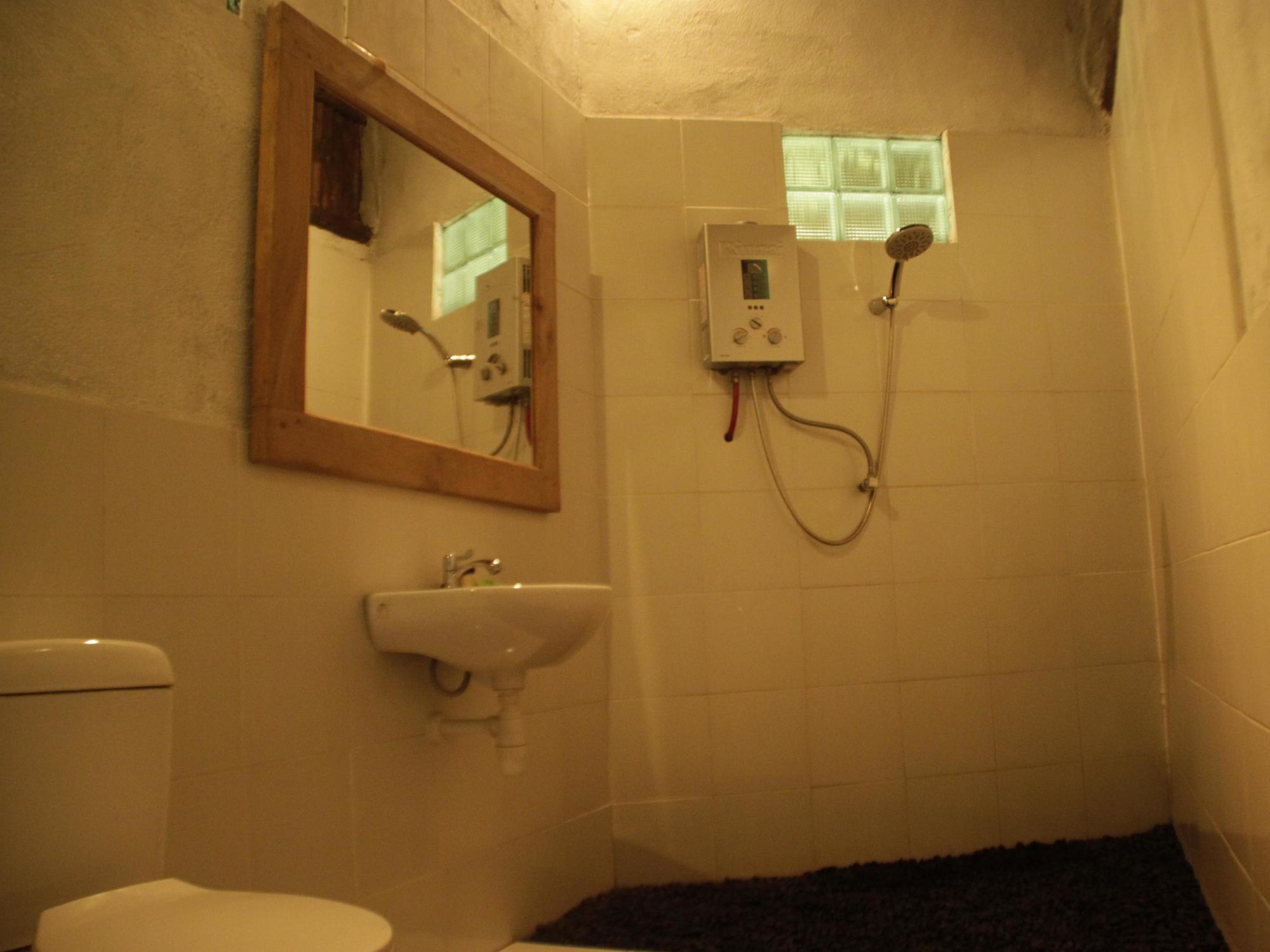 Warung Rekreasi Bedugul Hotel Екстериор снимка