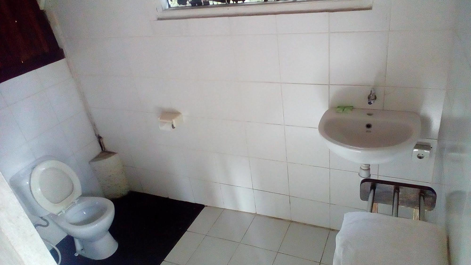 Warung Rekreasi Bedugul Hotel Екстериор снимка